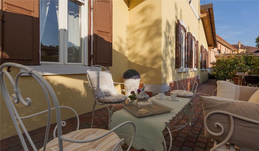 Nina Guest House Longare エクステリア 写真